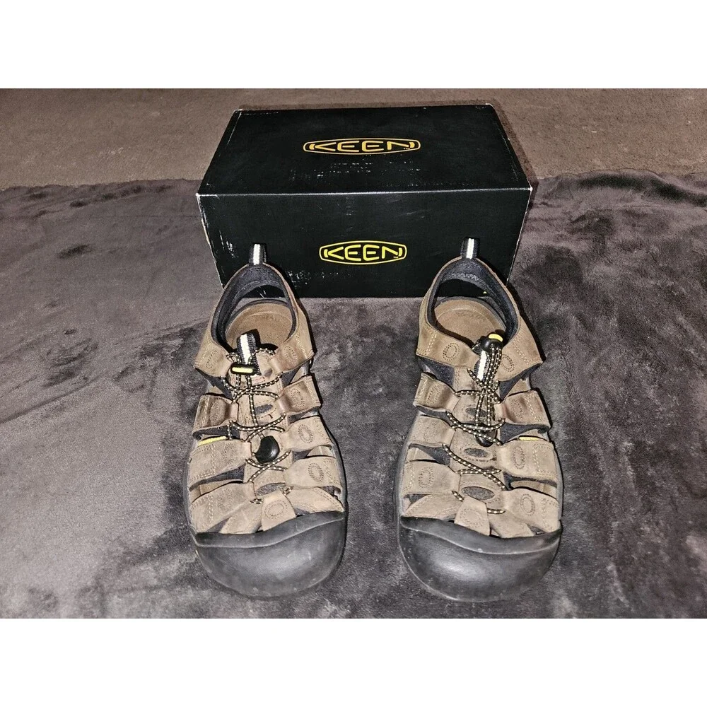 Keen Men's Newport Bison Size 9